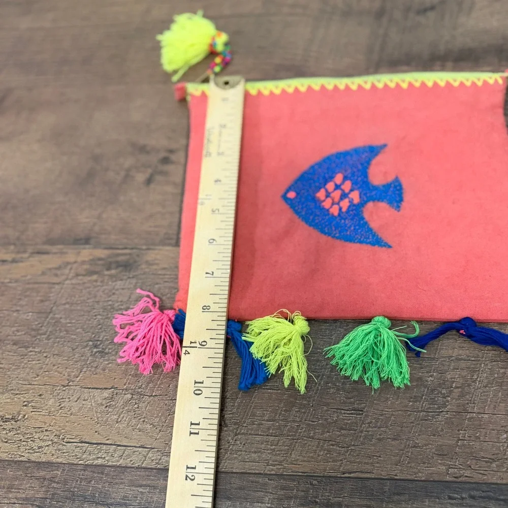 Loom Mool Embroidered Fish Tassel Pouch Womens Small‎ Pink
